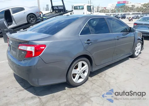 2014 Toyota Camry Se z USA, uszkodzony, nr VIN 4T1BF1FK4EU757498